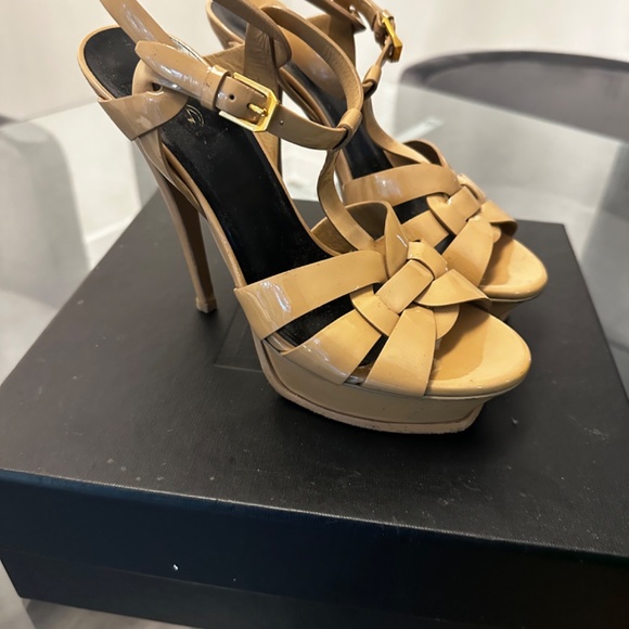 Saint Laurent - Picture 5 of 7